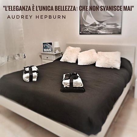 La Terrazza Sul Reno - In Pieno Centro-Due Passi Da Villa Chiara - Comodo Unipol Arena Casalecchio Di Reno Esterno foto